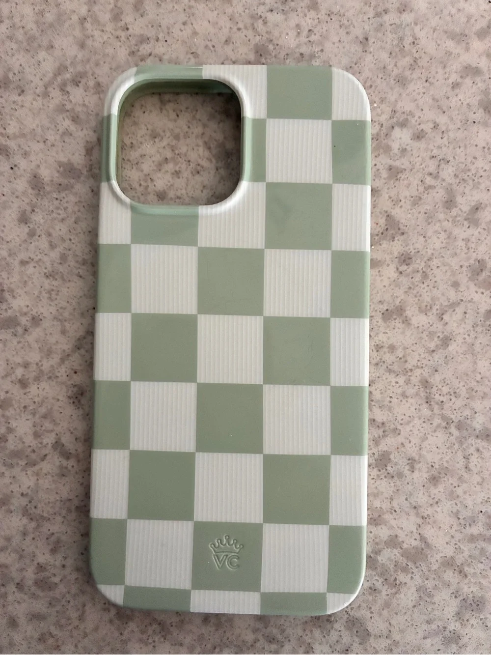 Velvet Caviar slim protective